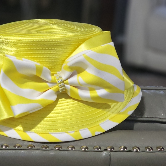 2 piece suit - Picture 11 of 16